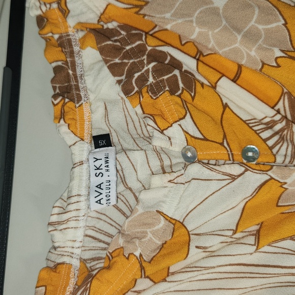 Fighting Eel Ava Sky Top Oceana Cream Palawan Sunflower Blouse Off-Shoulder XS - Picture 12 of 14